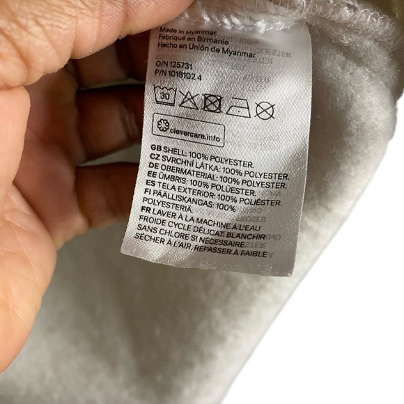 H&M Women's Casual Teddy Sherpa Shacket - Picture 6 of 8